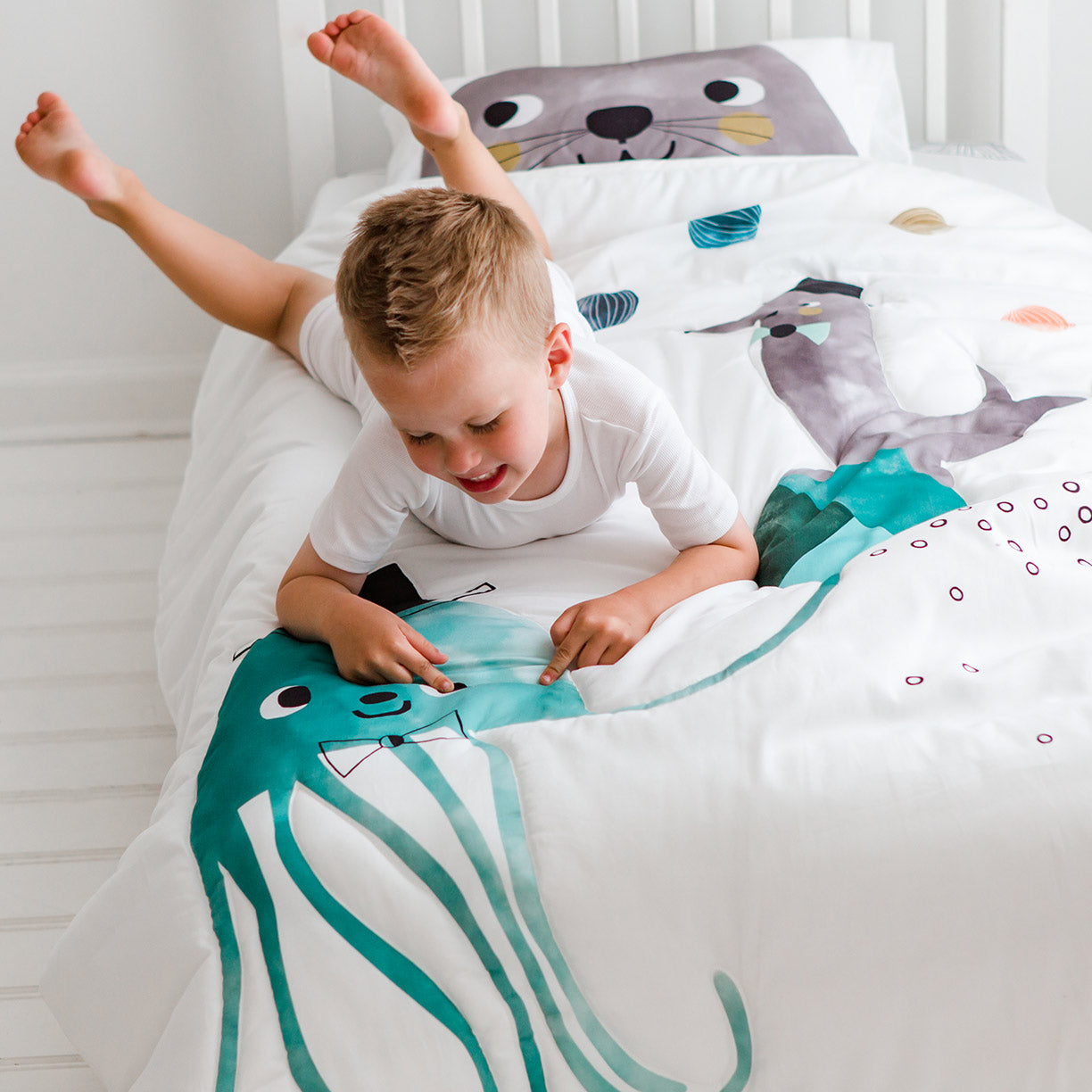 Jellyfish Toddler Comforter