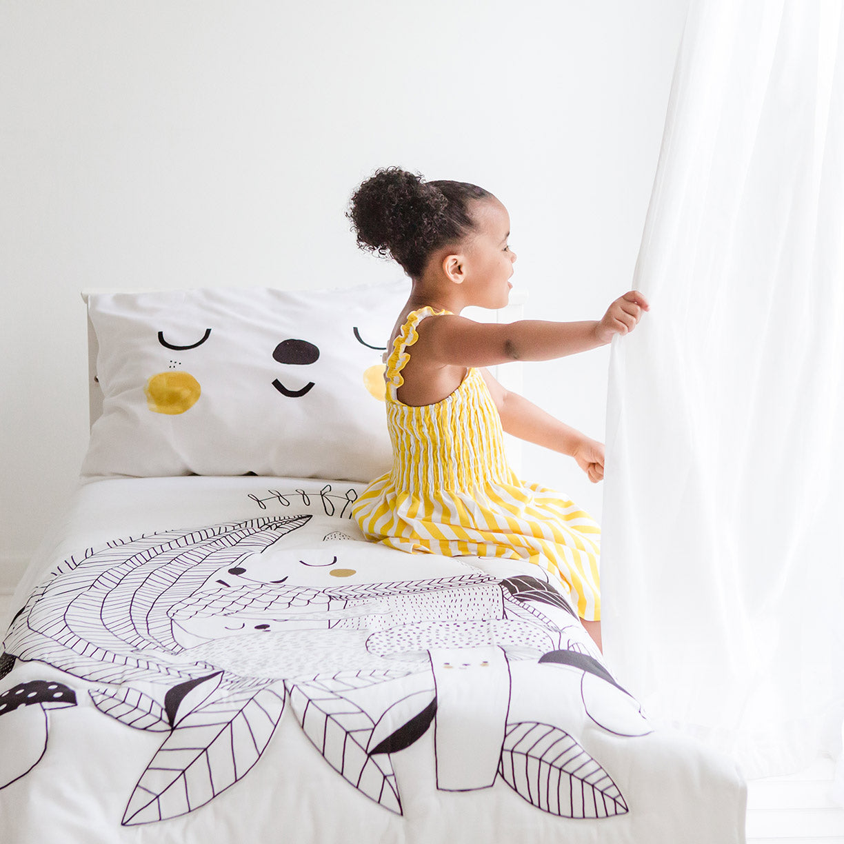 2-pack Happy Faces Standard Size Pillowcases