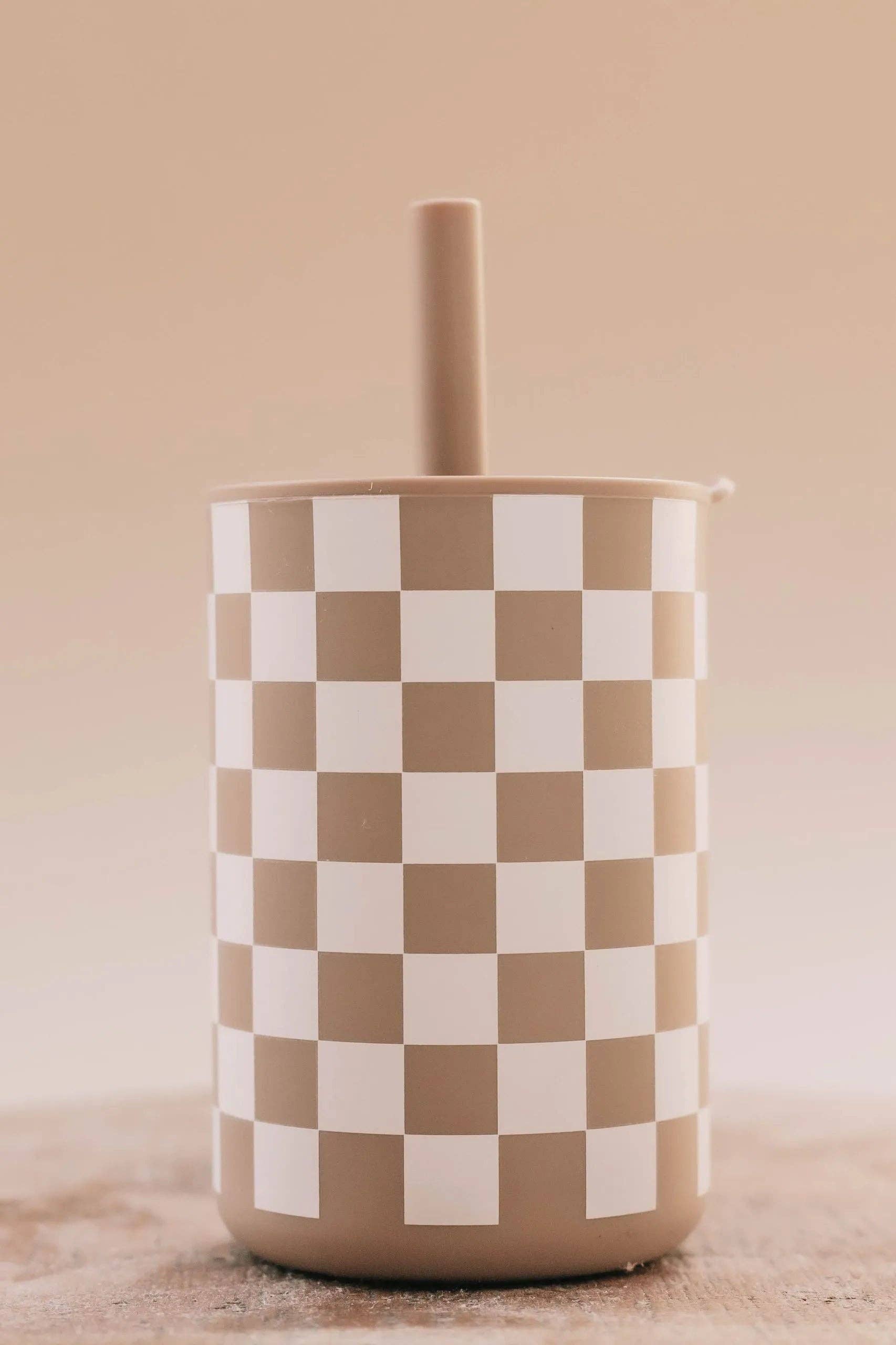 Checkered Straw Cups